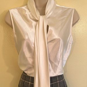 NWOT JCP Black Label by Eva Picone White Large